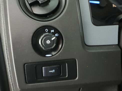 Used 2013 Ford F150 XL w/ Mid Equipment Group image 12