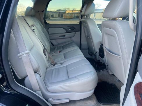 Used 2010 Chevrolet Tahoe LT image 12