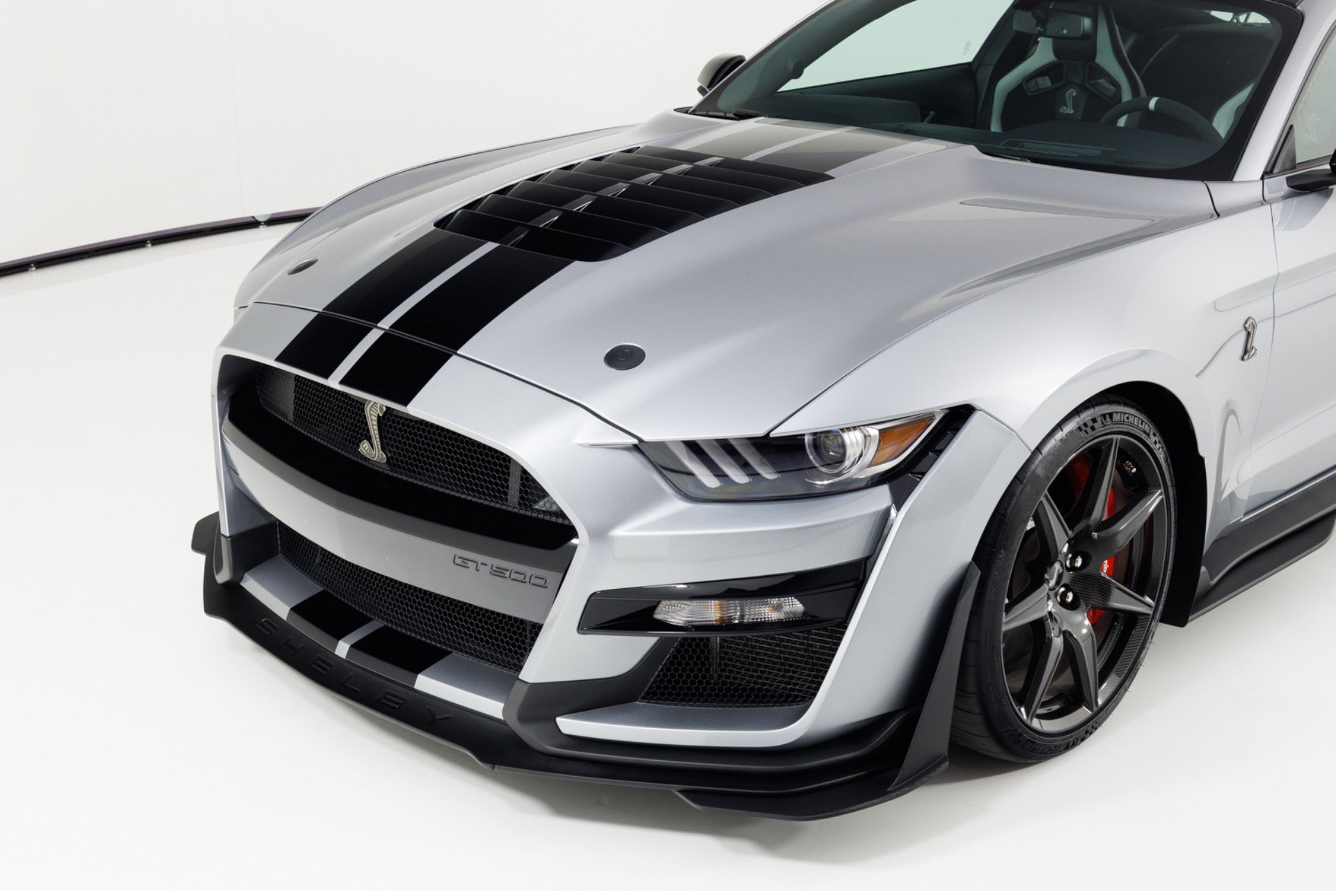 Used 2021 Ford Mustang Shelby GT500 w/ Carbon Fiber Track Pack RWD image 61