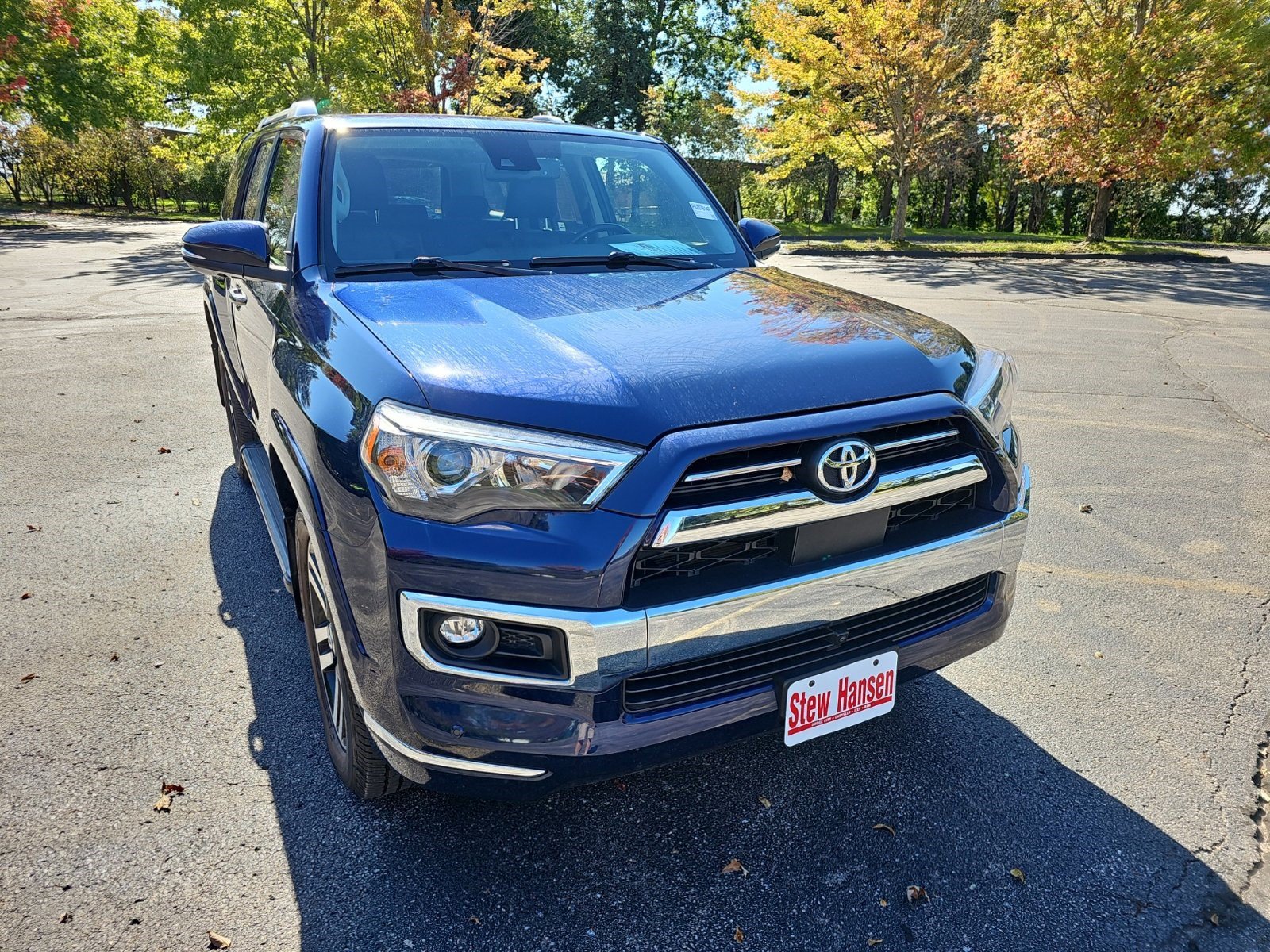 Used 2023 Toyota 4Runner Limited AWD/4WD image 8