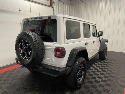 Used 2022 Jeep Wrangler Unlimited Rubicon 4xe AWD/4WD image 8
