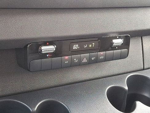 Used 2026 Mercedes-Benz Sprinter 2500 image 18