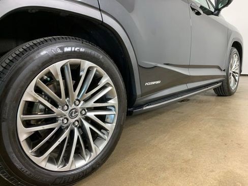 Certified 2022 Lexus RX 450h AWD w/ Luxury Package image 9
