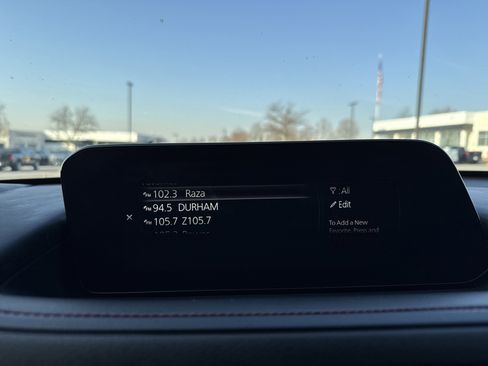 Used 2023 MAZDA CX-30 AWD 2.5 S w/ Preferred Package image 22