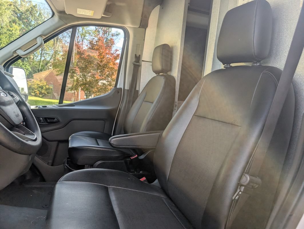 Used 2022 Ford Transit 250 148 High Roof w/ Load Area Protection Package RWD image 26