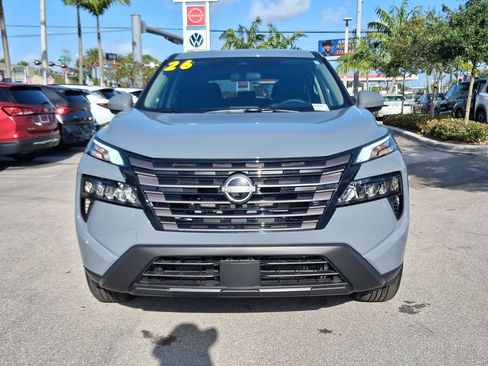 Used 2026 Nissan Rogue SV FWD image 2