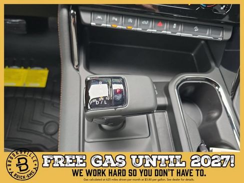 New 2026 GMC Sierra 1500 AT4 w/ AT4 Premium Package AWD/4WD image 22