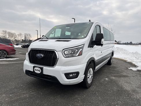 Used 2023 Ford Transit 350 XLT image 21