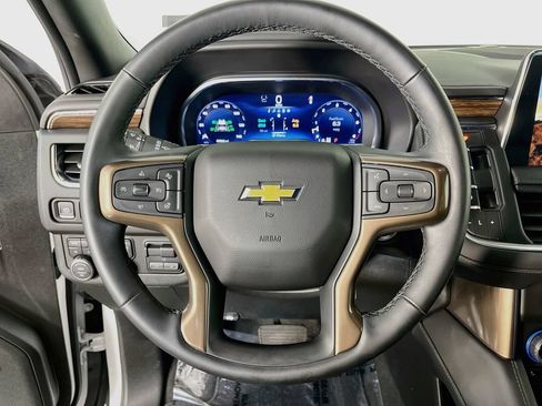 Used 2023 Chevrolet Tahoe High Country AWD/4WD image 14