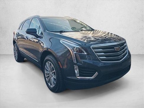 Used 2019 Cadillac XT5 Luxury image 3