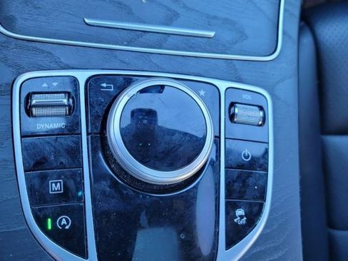 Used 2018 Mercedes-Benz GLC 300 300 4MATIC SUV image 25