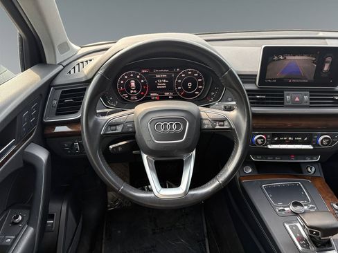 Used 2018 Audi Q5 2.0T Premium Plus w/ Premium Plus Package image 12