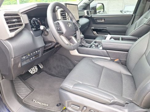 Used 2025 Toyota Tundra Limited w/ TRD Off-Road Package AWD/4WD image 17