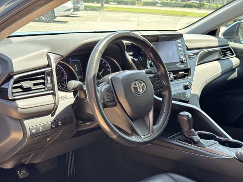 Used 2024 Toyota Camry SE FWD image 14