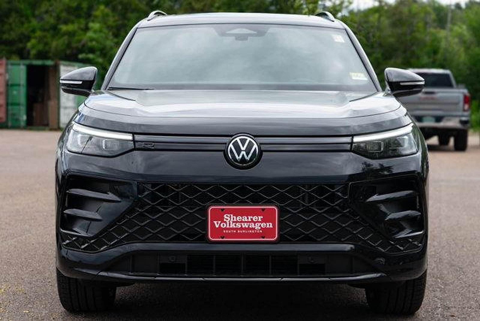New 2026 Volkswagen Tiguan SE R-Line AWD/4WD image 9