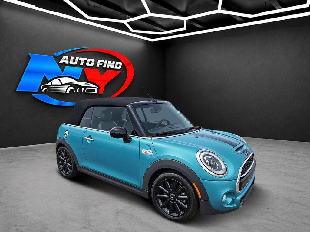 Used 2017 MINI Cooper S FWD image 2