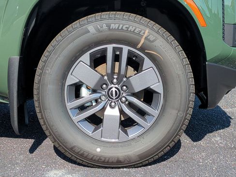 New 2026 Nissan Frontier SV image 11