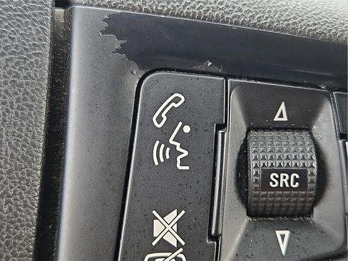 Used 2016 GMC Terrain SLE image 25