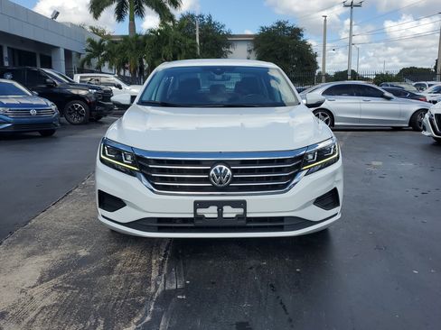 Used 2020 Volkswagen Passat 2.0T SE image 4