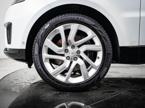 Used 2018 Land Rover Range Rover Sport Supercharged image 12