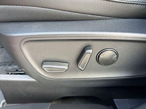 New 2026 Ford Escape ST-Line w/ Tech Pack #1 FWD image 19