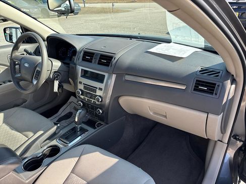 Used 2011 Ford Fusion SEL image 24