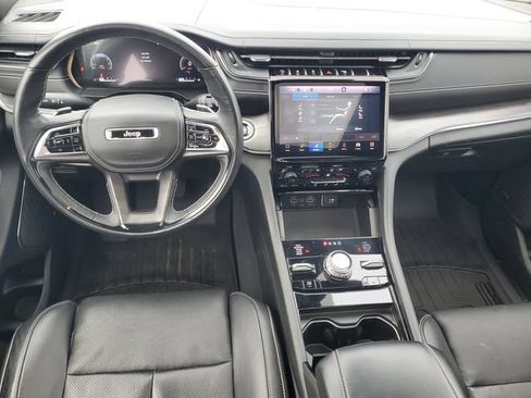 Used 2023 Jeep Grand Cherokee L Overland w/ Advanced Protech Group III AWD/4WD image 14