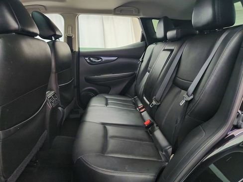 Used 2017 Nissan Rogue Sport SL w/ SL Premium Package FWD image 22