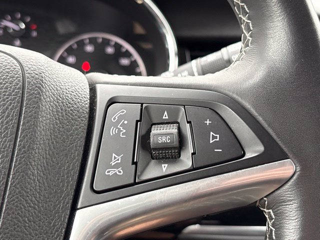 Used 2021 Buick Encore Preferred FWD image 16