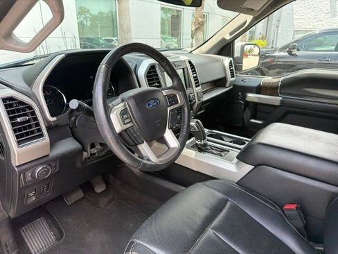 Used 2018 Ford F150 Lariat w/ Trailer Tow Package RWD image 7