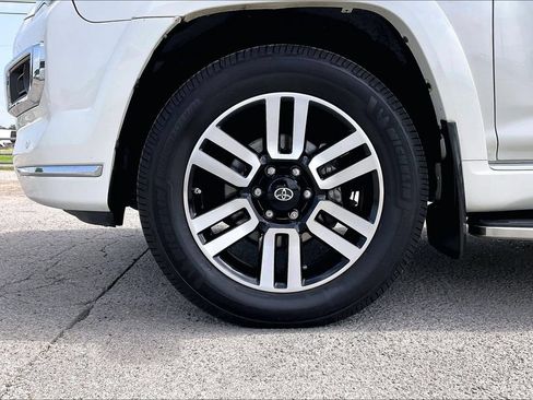 Used 2021 Toyota 4Runner Limited AWD/4WD image 35
