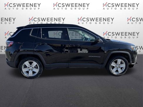 Used 2022 Jeep Compass Latitude w/ Sun and Sound Group image 6