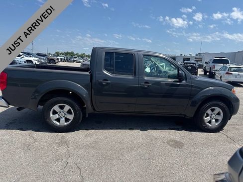Used 2013 Nissan Frontier SV RWD image 4
