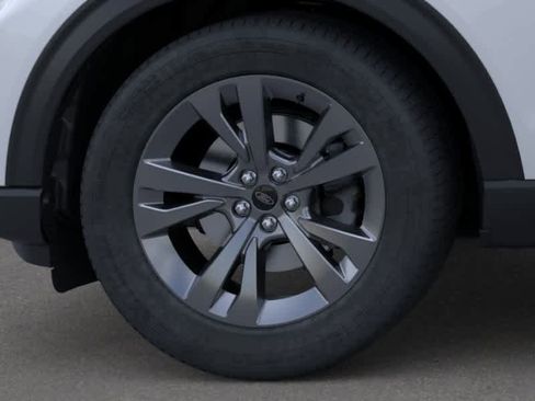 New 2026 Ford Explorer Active AWD/4WD image 19