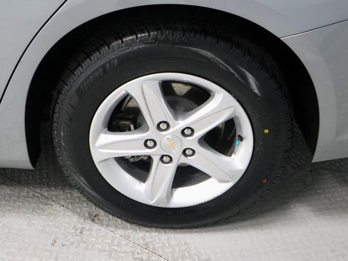 Used 2024 Chevrolet Malibu LT image 19