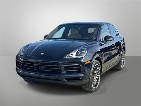 Used 2023 Porsche Cayenne Platinum Edition image 1