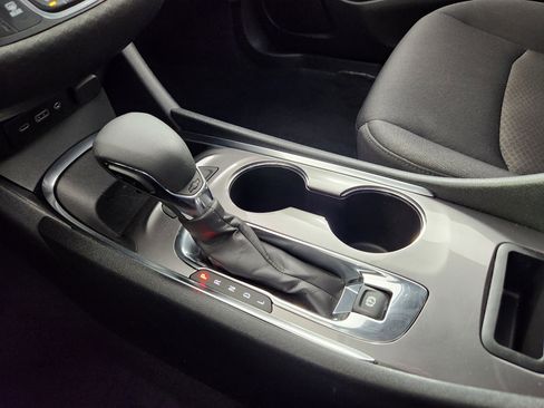 Used 2025 Chevrolet Malibu LT FWD image 25