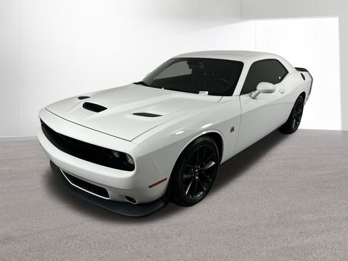 Used 2019 Dodge Challenger R/T Scat Pack w/ Driver Convenience Group image 24