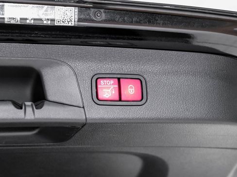 Used 2023 Mercedes-Benz GLS 63 AMG 4MATIC image 60