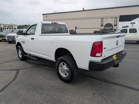 Used 2014 RAM 2500 Tradesman w/ Power & Remote Entry Group image 6