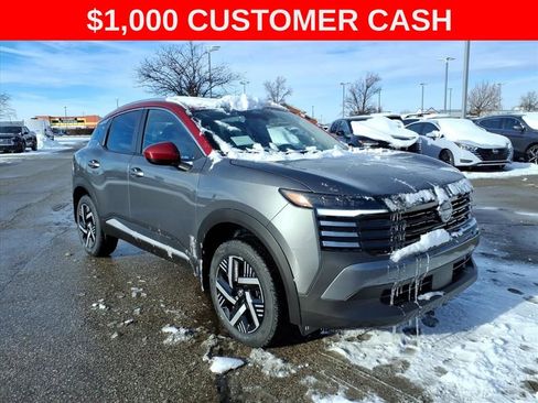 New 2026 Nissan Kicks SV w/ SV Premium Package image 2