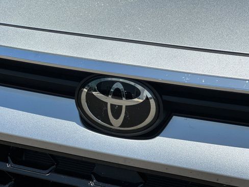 Used 2024 Toyota Grand Highlander FWD image 39