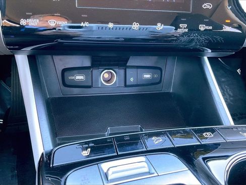 Used 2024 Hyundai Tucson Blue image 31