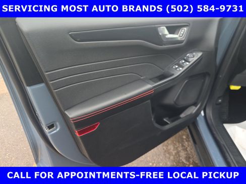 Used 2025 Ford Escape ST-Line w/ Equipment Group 301A image 11