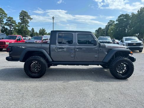 Used 2021 Jeep Gladiator Rubicon w/ Trailer Tow Package AWD/4WD image 6