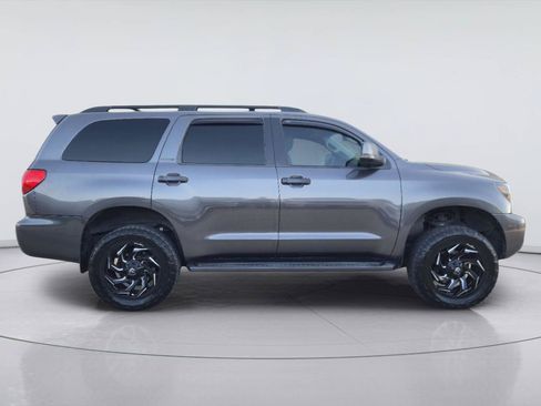 Used 2015 Toyota Sequoia Limited RWD image 6
