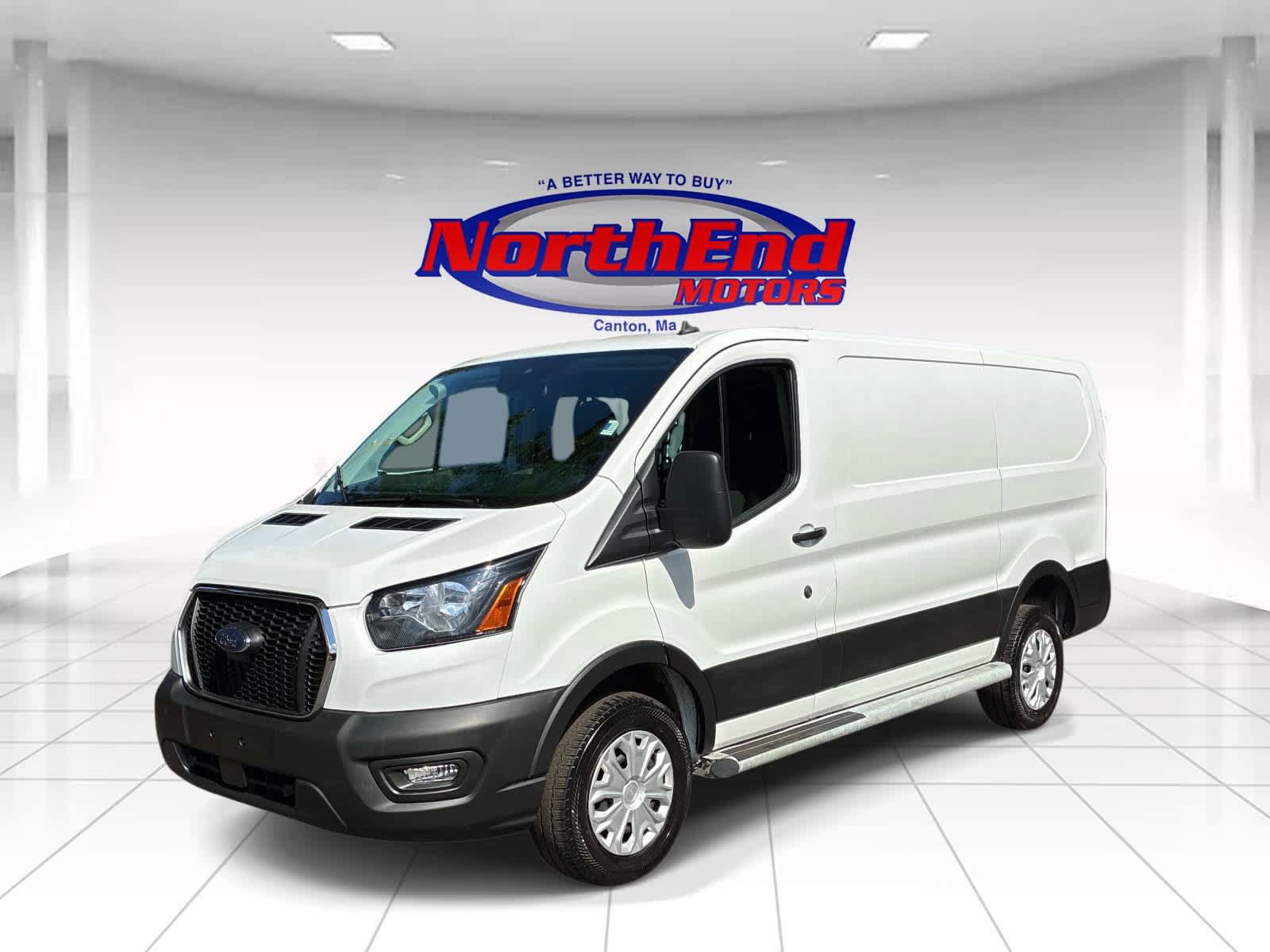 Used 2025 Ford Transit 250 Low Roof w/ Exterior Upgrade Package RWD image 3