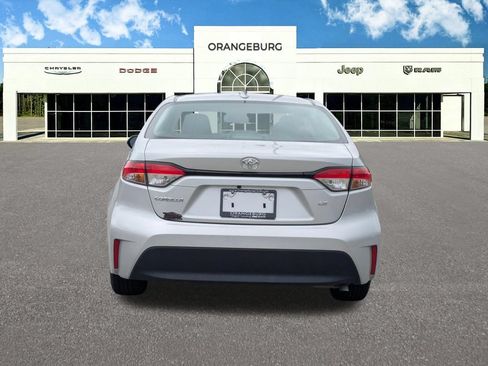 Used 2024 Toyota Corolla LE FWD image 7