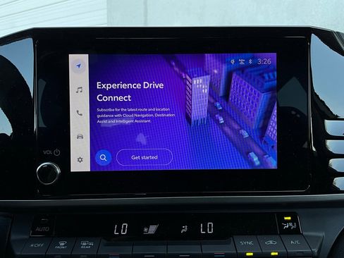 Used 2025 Toyota Camry LE image 28