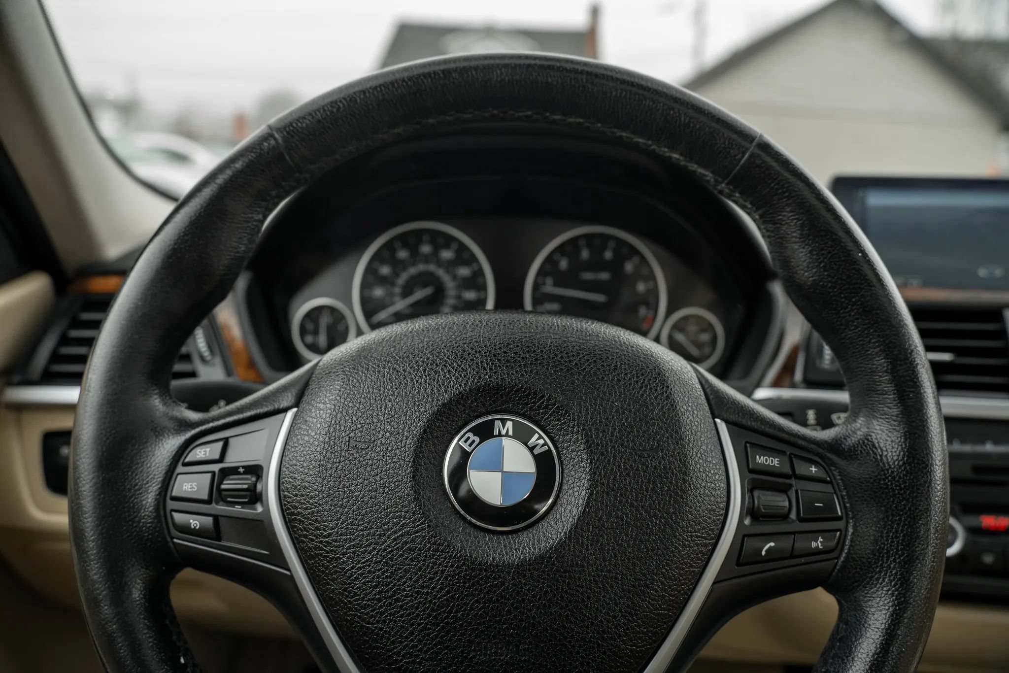 Used 2015 BMW 328i xDrive Sedan AWD/4WD image 19